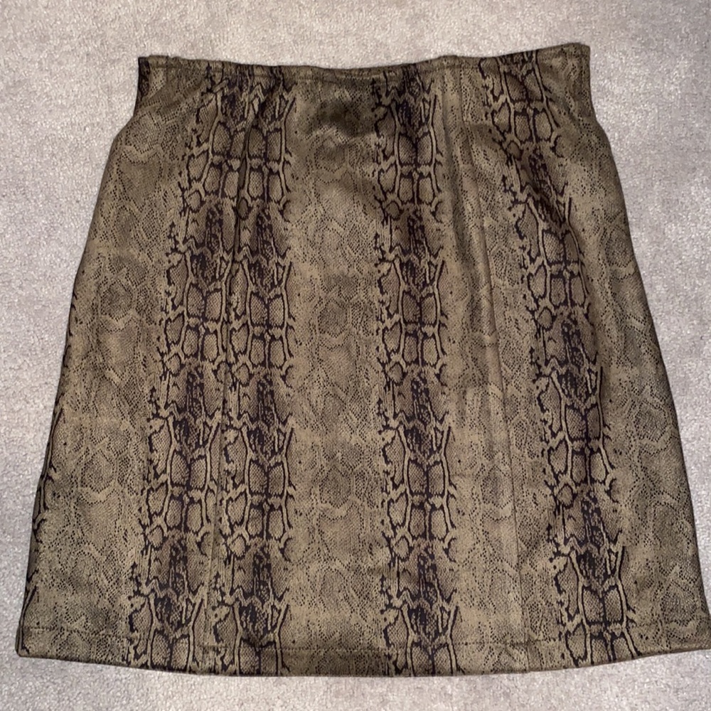 Potter’s Pot Skirt - Picture 3 of 5